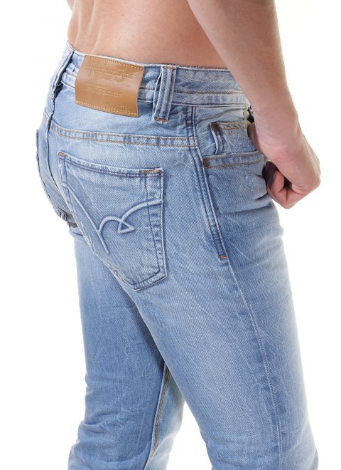On a aussi du jean homme Kaporal à petit prix sur génération-jeans !