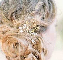 Accessoires cheveux mariage : pic à chignon en perles rocaille et gouttes