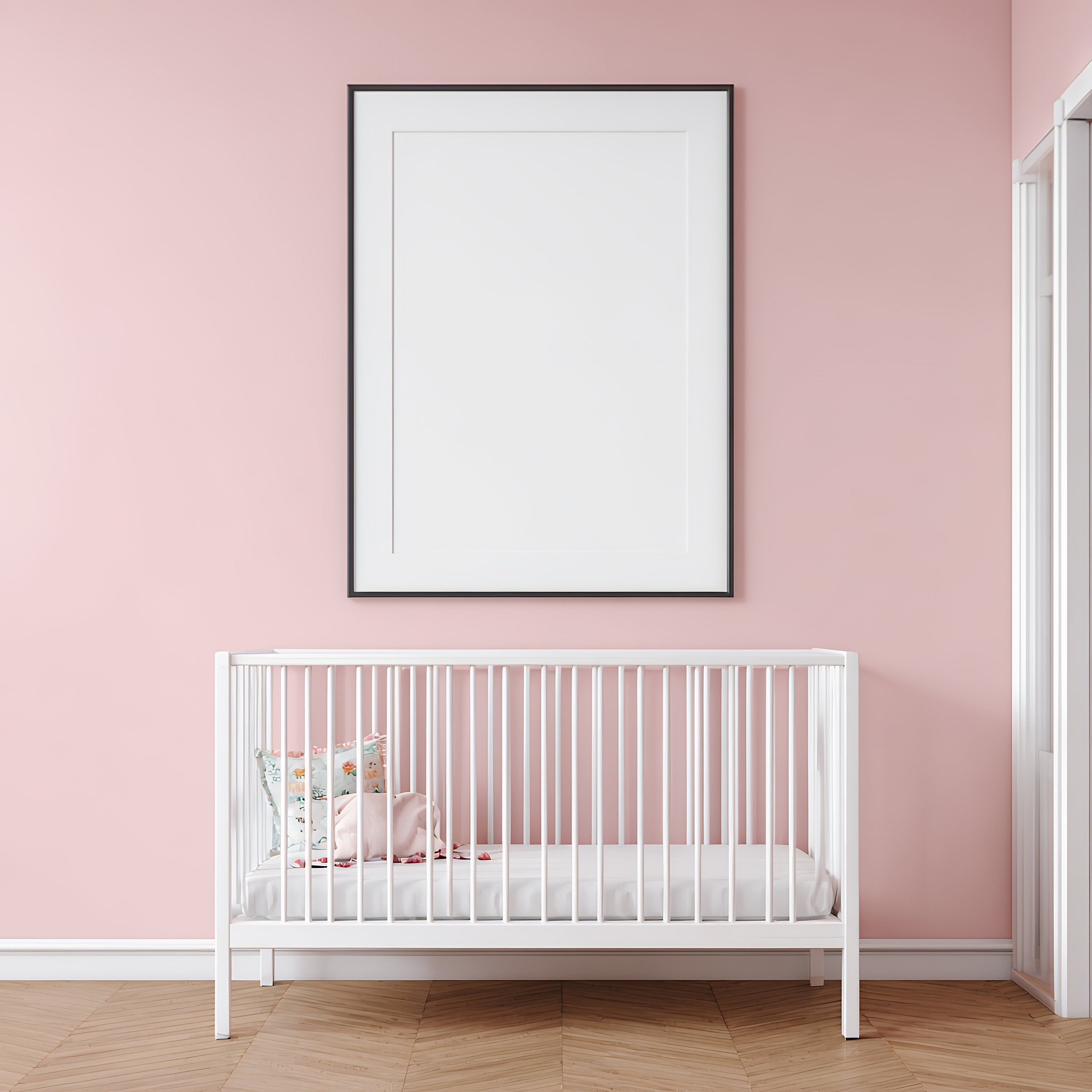 Au moment d’aménager la chambre de bébé, trouvez les bonnes solutions pour limiter les risques d’accident