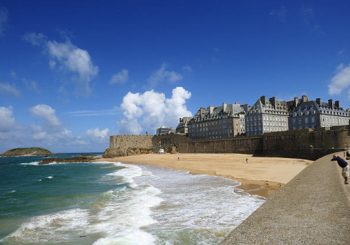The historic town of St. Malo is a great day trip from the Château de Galinée campsite